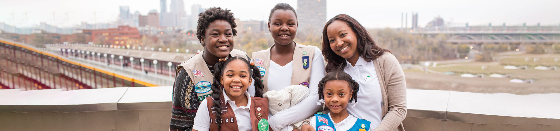  Girl Scout Family outside the Weisman Art Museum 